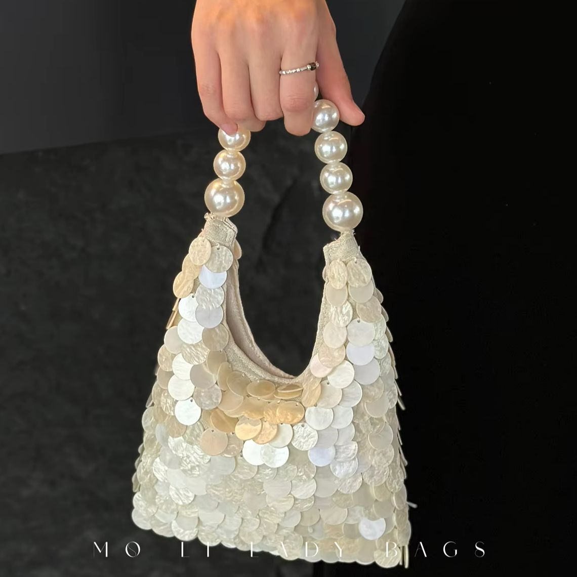 Interior Design Elegant - Handmade Shell Sequin Women's Handbag 2026