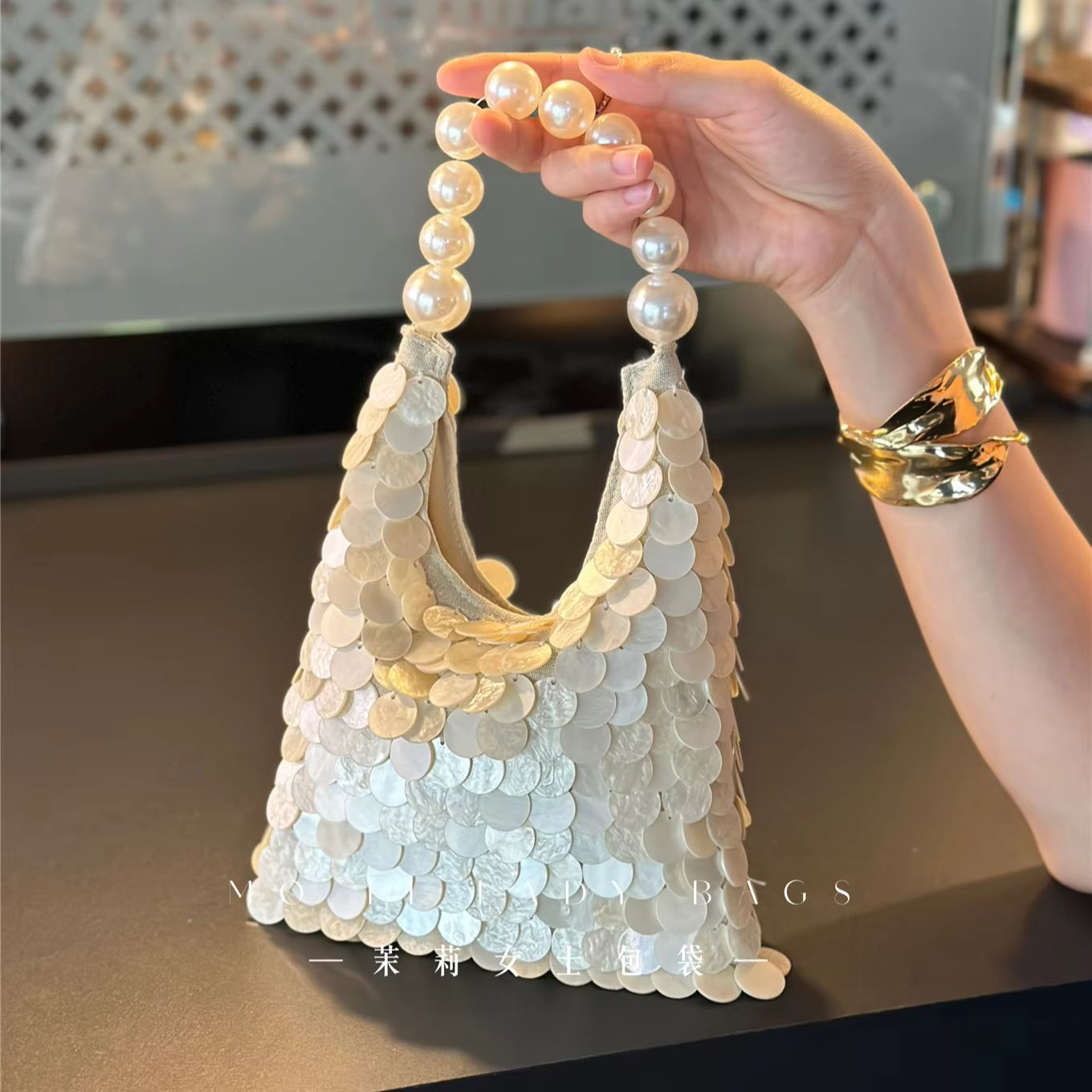 Handmade Shell Sequin Women's  - Interior Design Elegant recension och pris