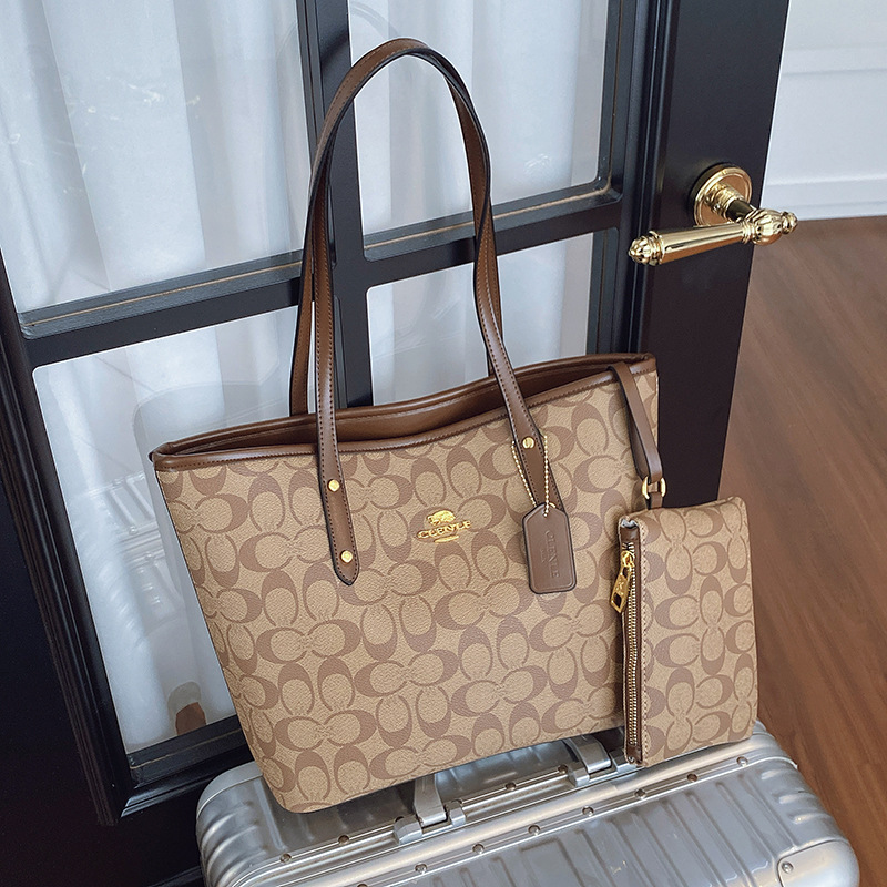 Luxury Designer Women's Should - Interior Design Elegant recension och pris