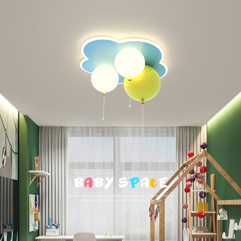 Childlike Fun Balloon Ceiling  - Interior Design Remote recension och pris