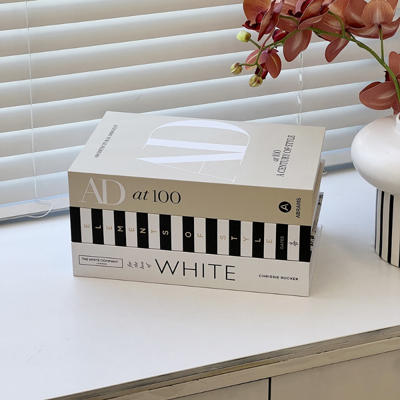 Simple Fake Books Ornament Bed - Interior Design Book recension och pris